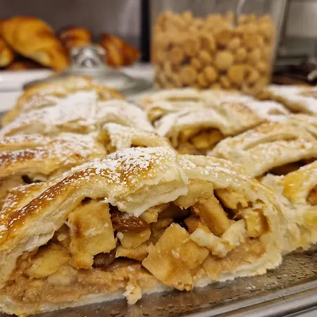 达奴比奥酒店 酒店 3*